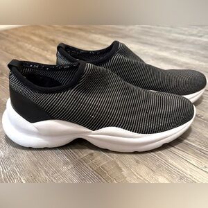 Vince Camuto Black & White Slip-On Sneakers